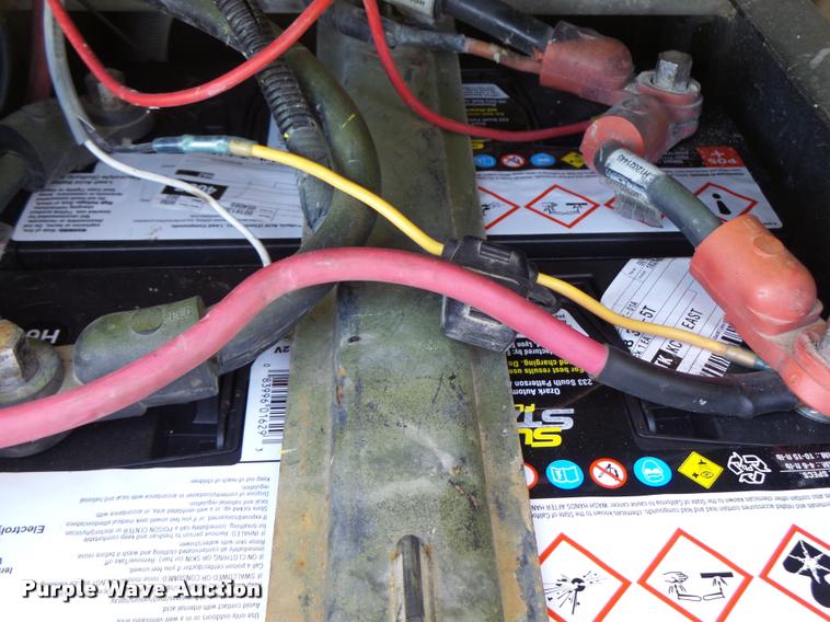 image for item K5691 1999 Chevrolet 8500 crane/bucket truck