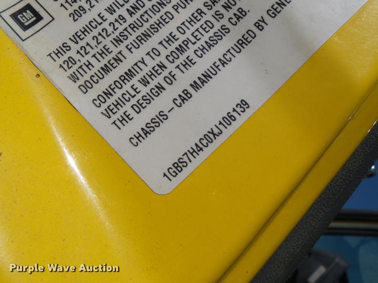 image for item K5691 1999 Chevrolet 8500 crane/bucket truck