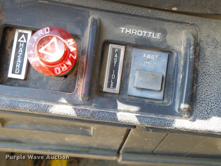 image for item K5691 1999 Chevrolet 8500 crane/bucket truck