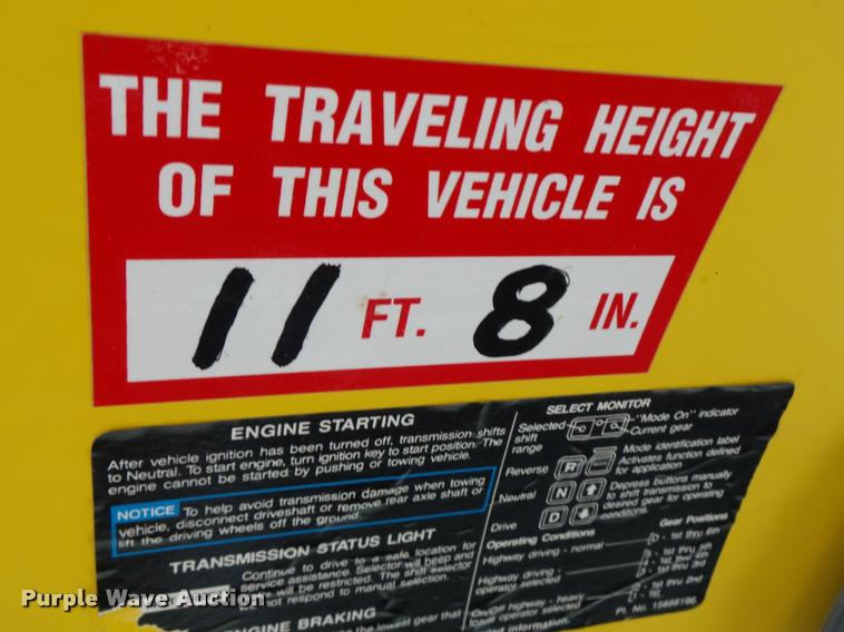 image for item K5691 1999 Chevrolet 8500 crane/bucket truck