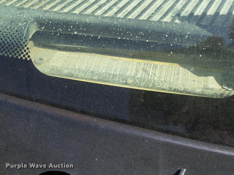 image for item K5691 1999 Chevrolet 8500 crane/bucket truck