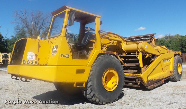 image for item K7718 1989 John Deere 862B elevating scraper