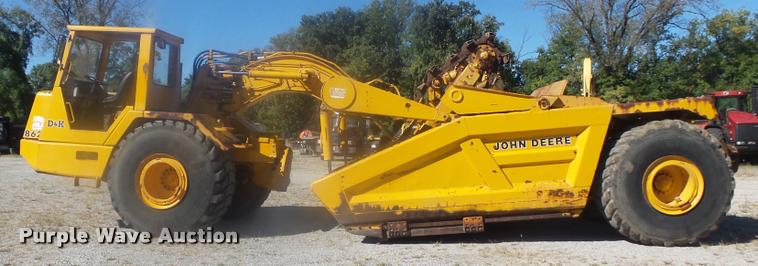 image for item K7718 1989 John Deere 862B elevating scraper