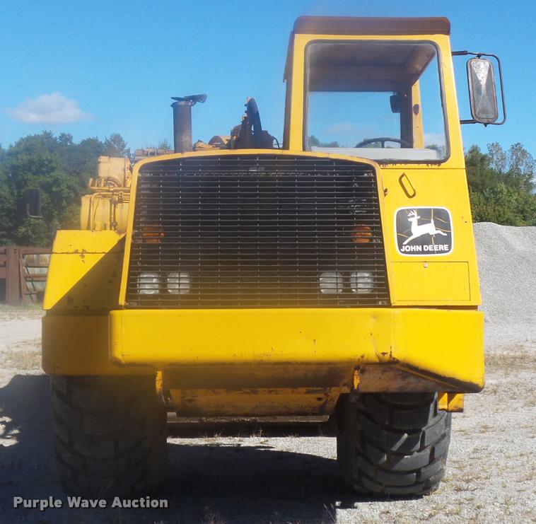 image for item K7718 1989 John Deere 862B elevating scraper