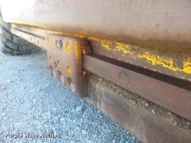 image for item K7718 1989 John Deere 862B elevating scraper