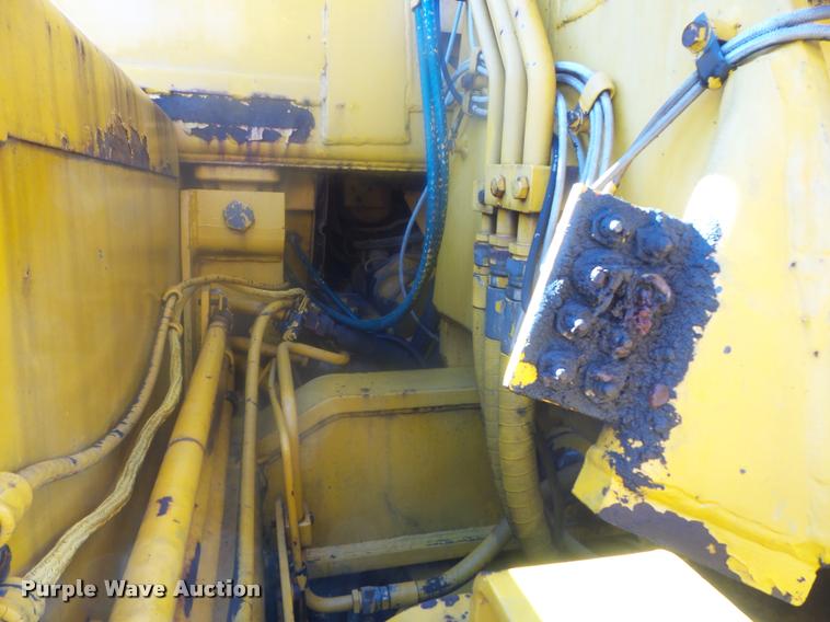 image for item K7718 1989 John Deere 862B elevating scraper