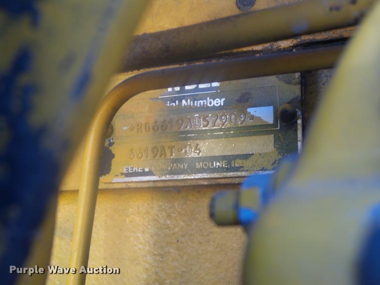 image for item K7718 1989 John Deere 862B elevating scraper