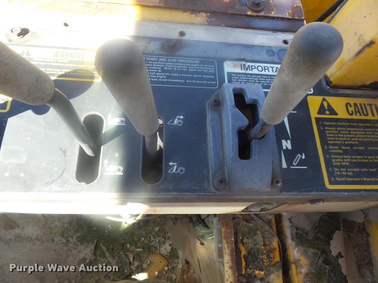 image for item K7718 1989 John Deere 862B elevating scraper