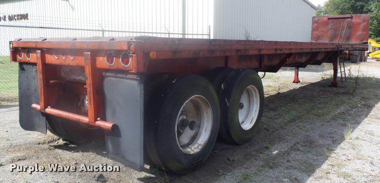 image for item K7719 1973 Fruehauf FB29-F2-40 extendable flatbed trailer