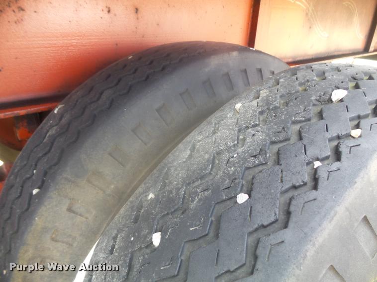 image for item K7719 1973 Fruehauf FB29-F2-40 extendable flatbed trailer