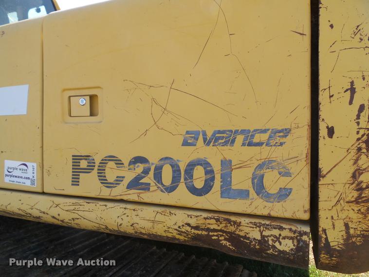 image for item K8167 1999 Komatsu PC200LC excavator