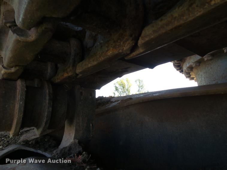 image for item K8167 1999 Komatsu PC200LC excavator