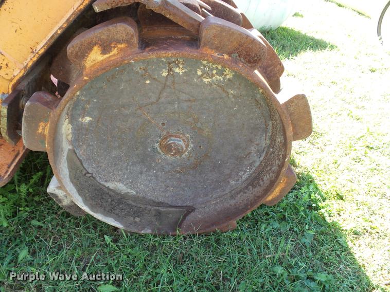 image for item K8172 MBW EXA24/30 padfoot roller attachment