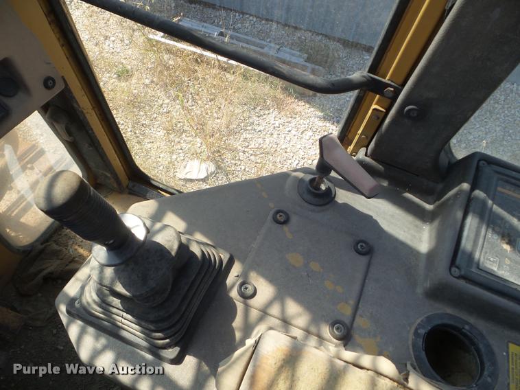 image for item L1701 1989 Fiat-Allis FL10E track loader