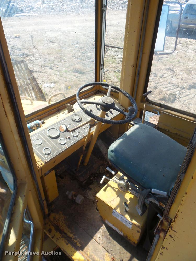 image for item L1702 1983 Bomag landfill compactor