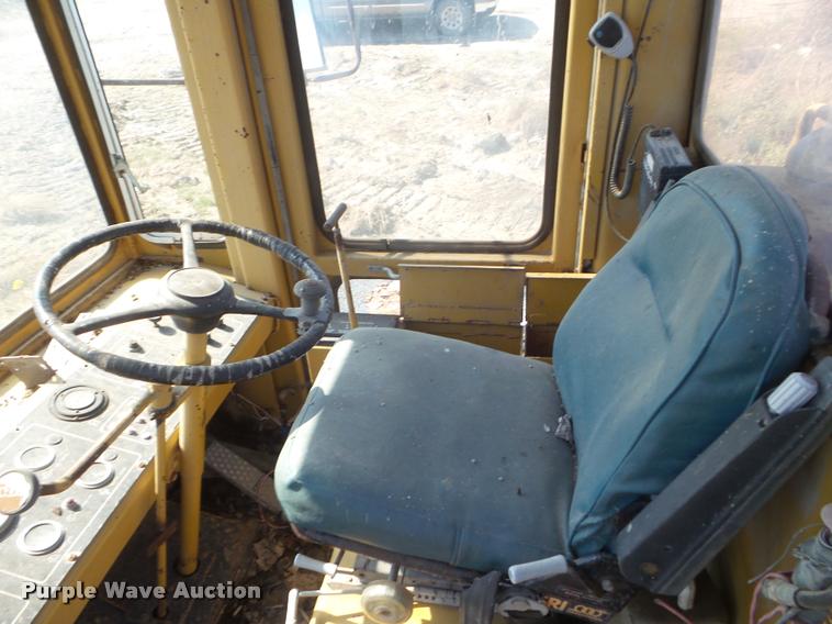 image for item L1702 1983 Bomag landfill compactor