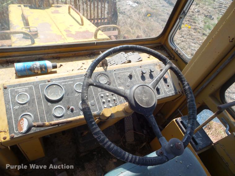 image for item L1702 1983 Bomag landfill compactor