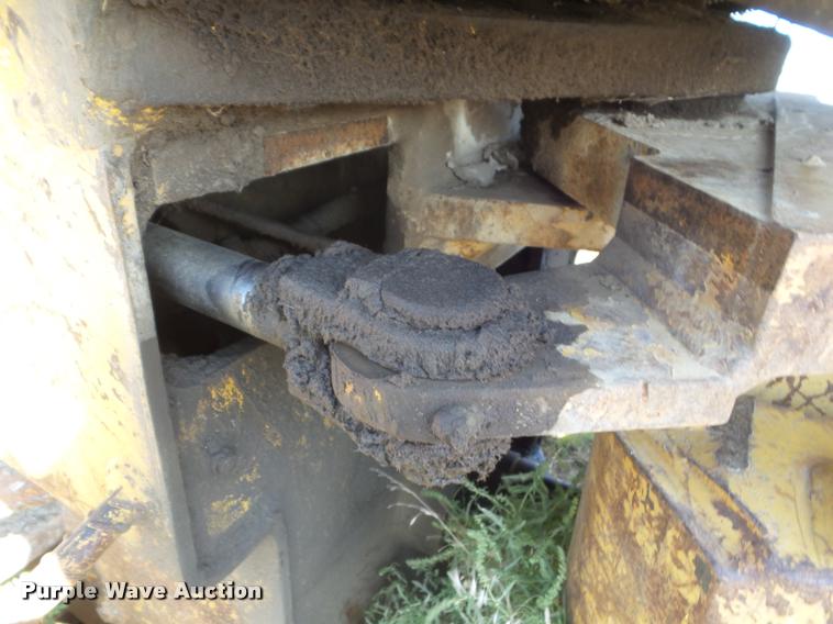 image for item L1702 1983 Bomag landfill compactor