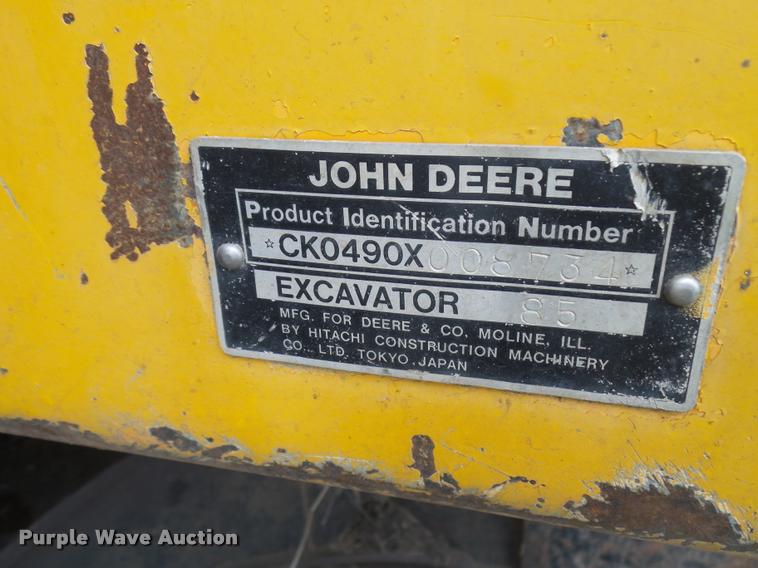 image for item L3257 1985 John Deere 490 excavator
