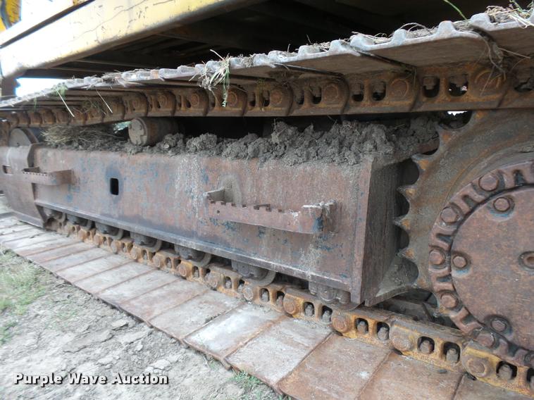 image for item L3257 1985 John Deere 490 excavator