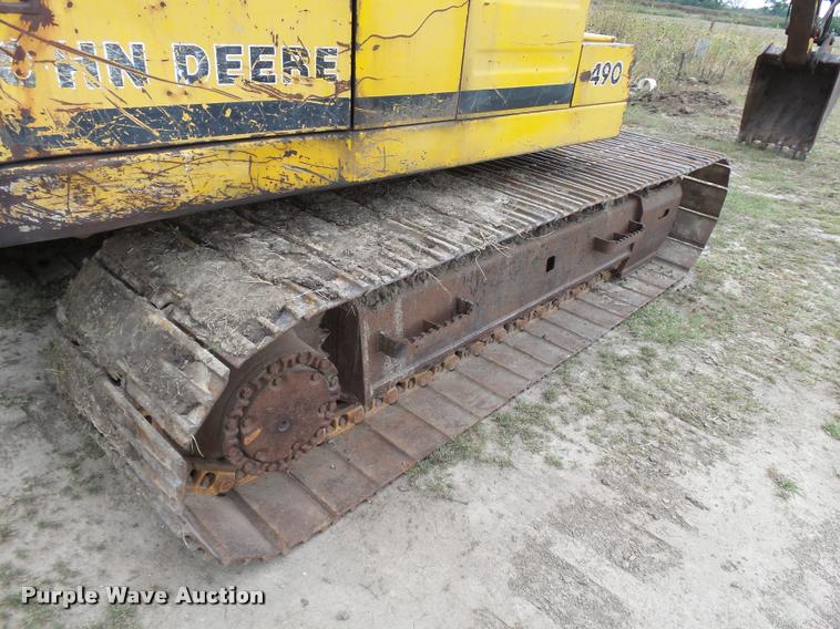 image for item L3257 1985 John Deere 490 excavator