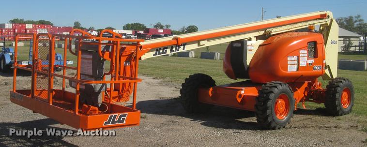 image for item L3891 1999 JLG 600A boom lift