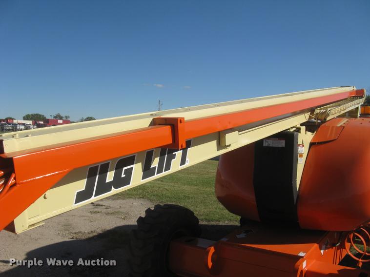 image for item L3891 1999 JLG 600A boom lift