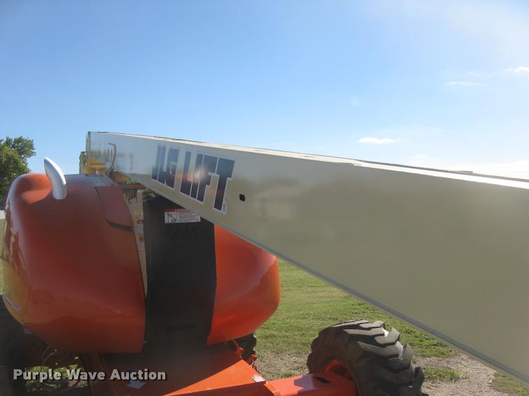 image for item L3891 1999 JLG 600A boom lift