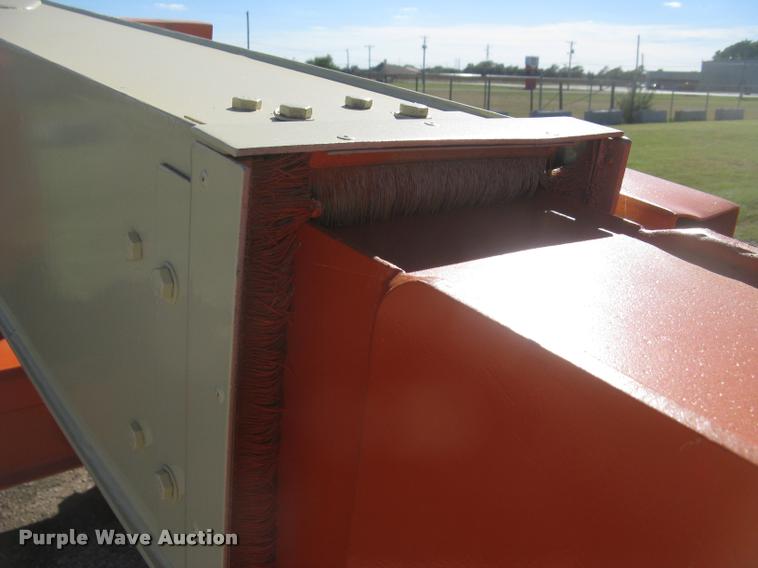 image for item L3891 1999 JLG 600A boom lift