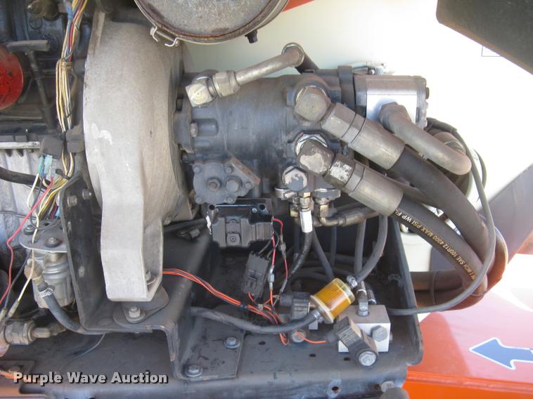 image for item L3891 1999 JLG 600A boom lift