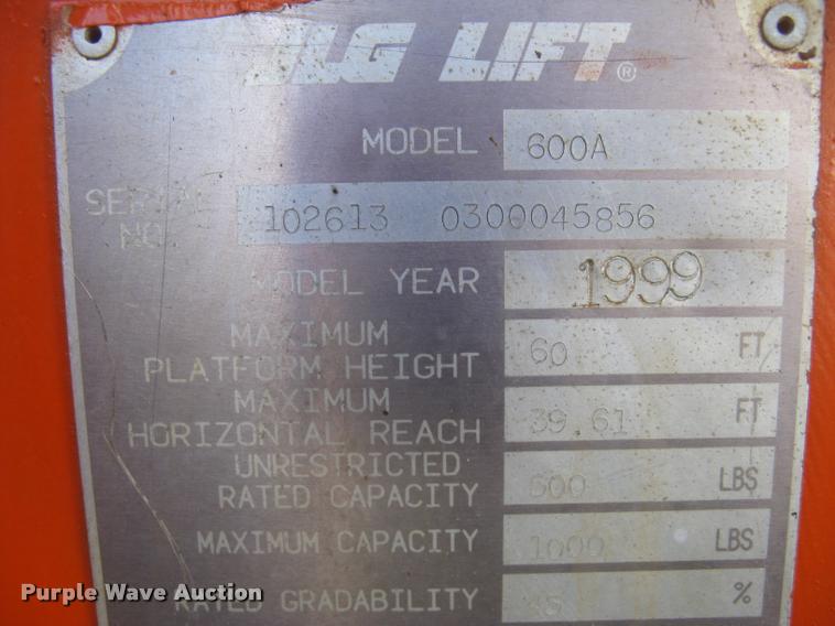 image for item L3891 1999 JLG 600A boom lift