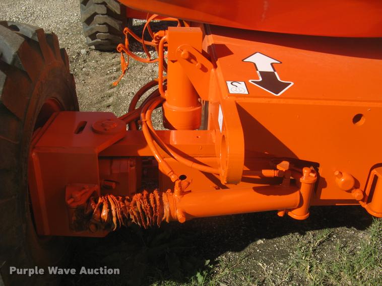 image for item L3891 1999 JLG 600A boom lift