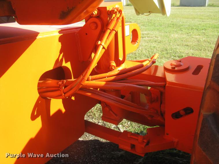 image for item L3891 1999 JLG 600A boom lift