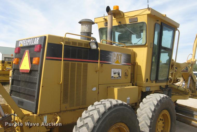 image for item L3892 1996 Caterpillar 140H VHP motor grader