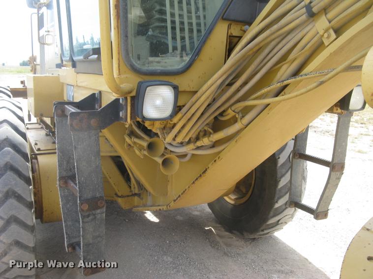 image for item L3892 1996 Caterpillar 140H VHP motor grader