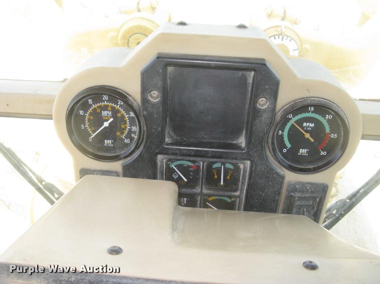 image for item L3892 1996 Caterpillar 140H VHP motor grader