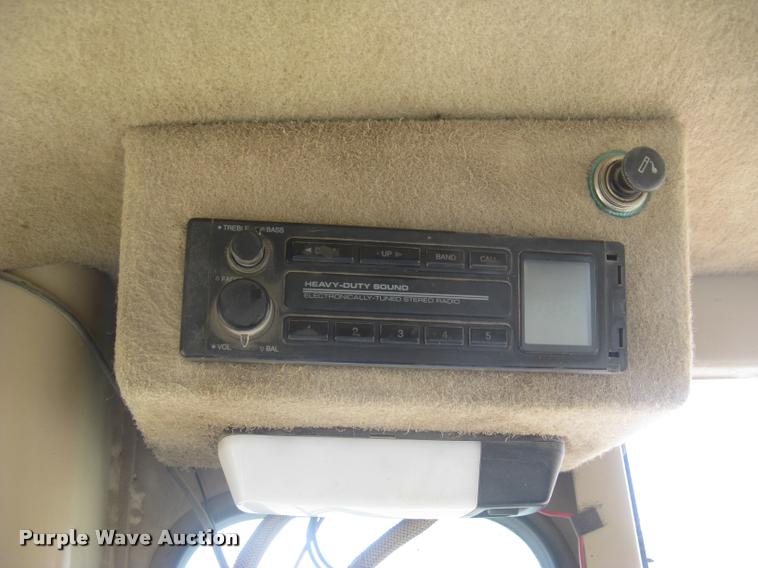 image for item L3892 1996 Caterpillar 140H VHP motor grader