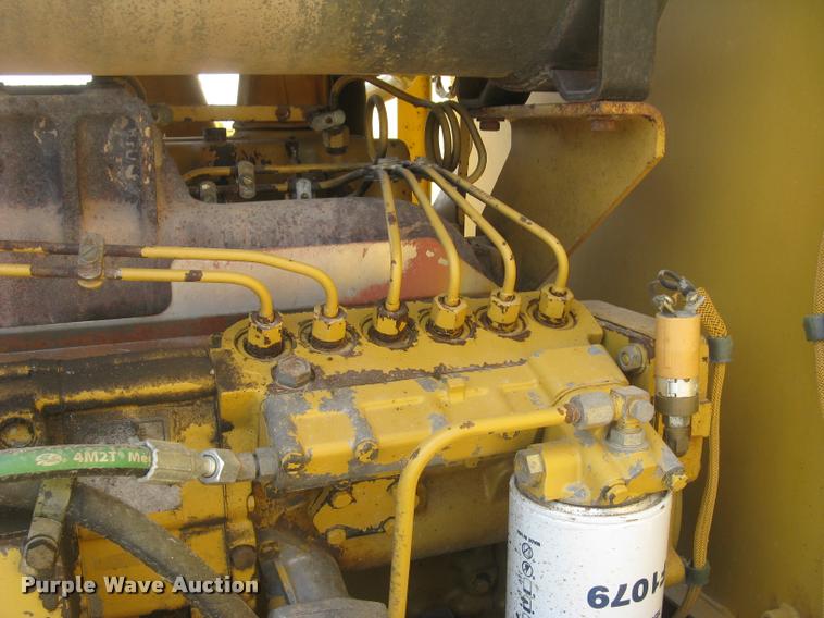 image for item L3892 1996 Caterpillar 140H VHP motor grader