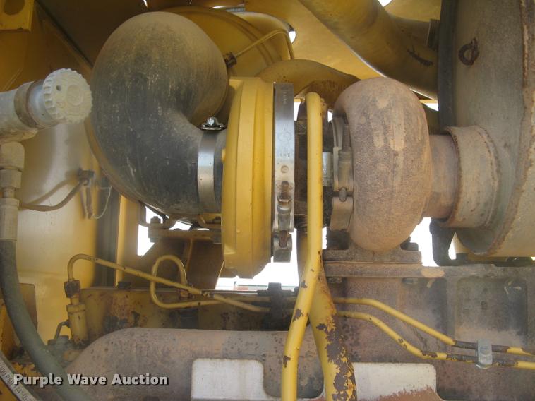 image for item L3892 1996 Caterpillar 140H VHP motor grader