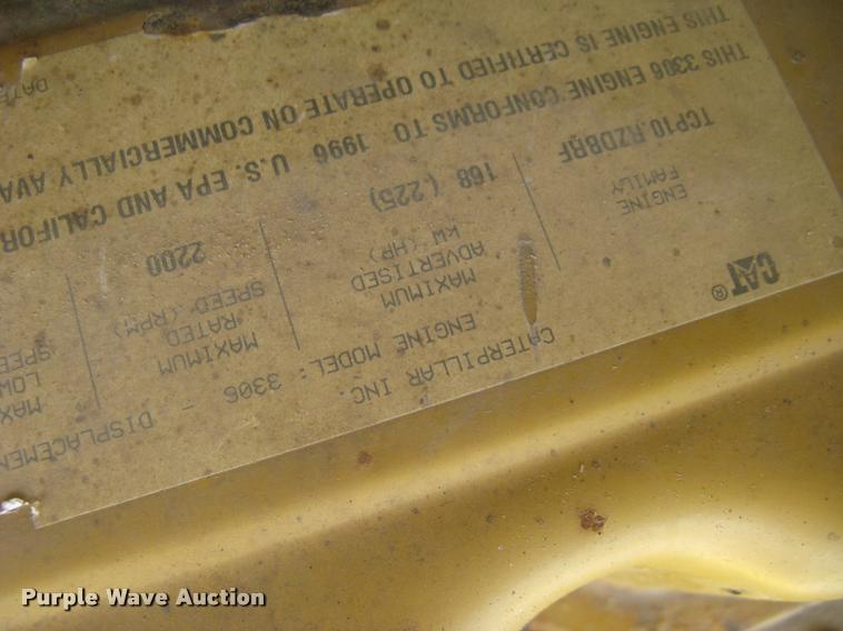 image for item L3892 1996 Caterpillar 140H VHP motor grader