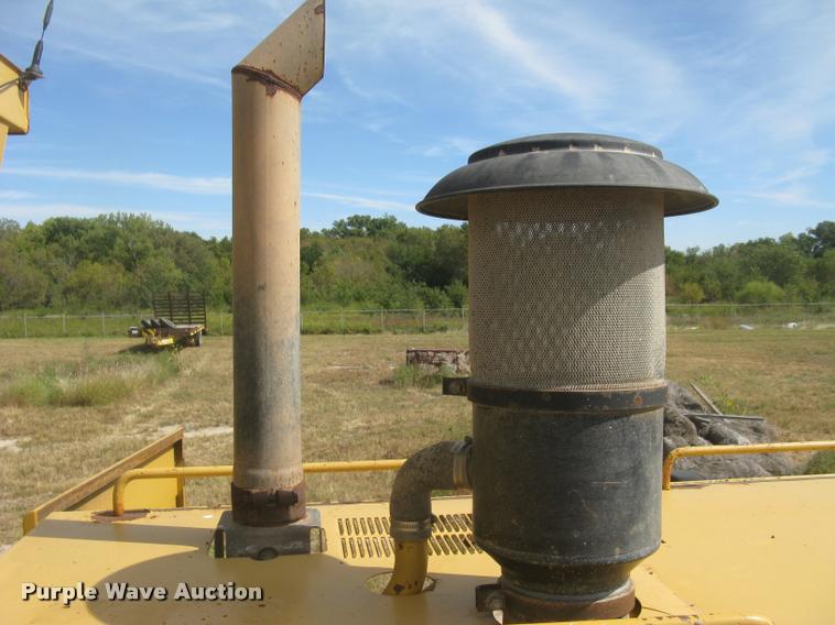 image for item L3892 1996 Caterpillar 140H VHP motor grader