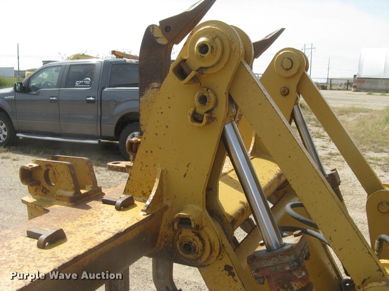 image for item L3892 1996 Caterpillar 140H VHP motor grader