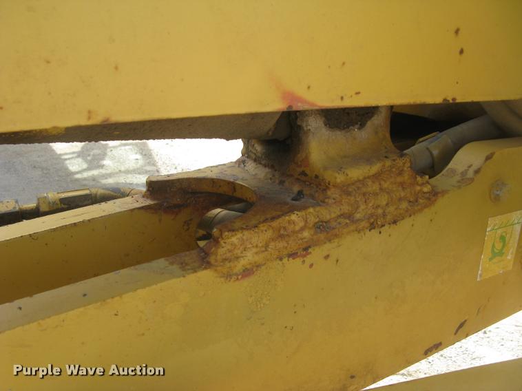 image for item L3892 1996 Caterpillar 140H VHP motor grader