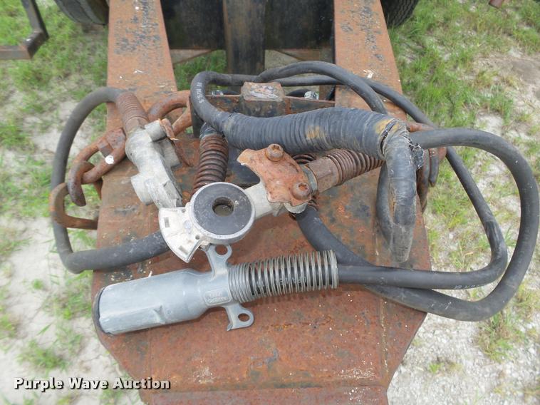 image for item L4003 1986 Brooks Brothers equipment trailer