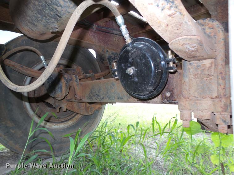 image for item L4003 1986 Brooks Brothers equipment trailer