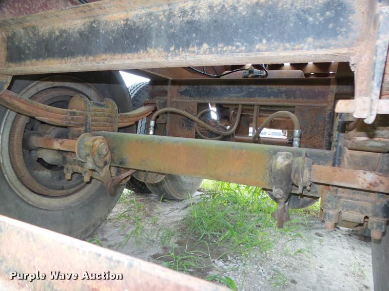 image for item L4003 1986 Brooks Brothers equipment trailer