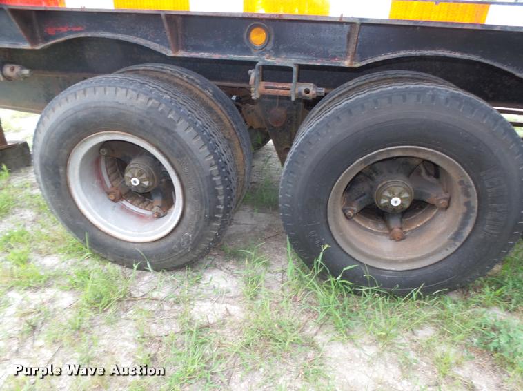 image for item L4003 1986 Brooks Brothers equipment trailer