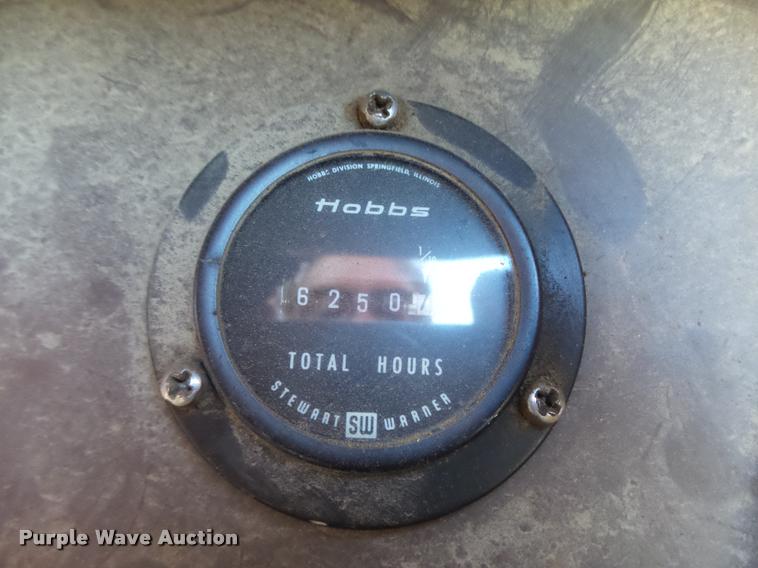 image for item L4044 1979 Ford 800 dump truck