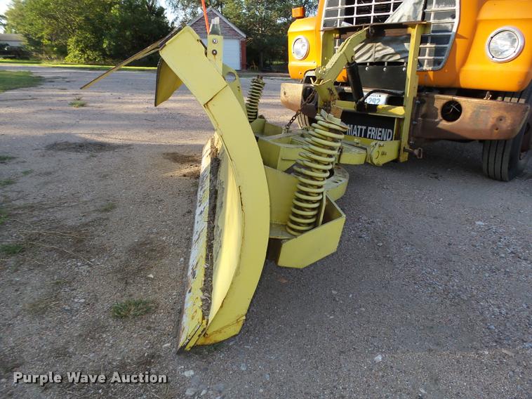 image for item L4044 1979 Ford 800 dump truck