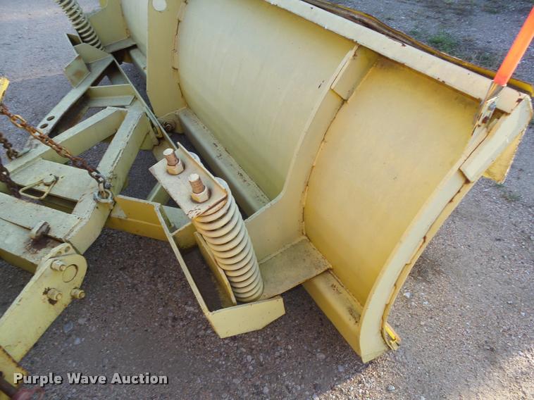 image for item L4044 1979 Ford 800 dump truck